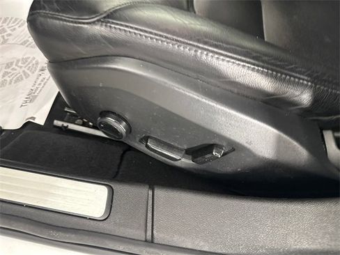 Used 2021 Volvo S60 T5 Momentum w/ Climate Package image 19