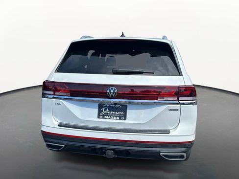 Used 2024 Volkswagen Atlas SEL AWD/4WD image 4