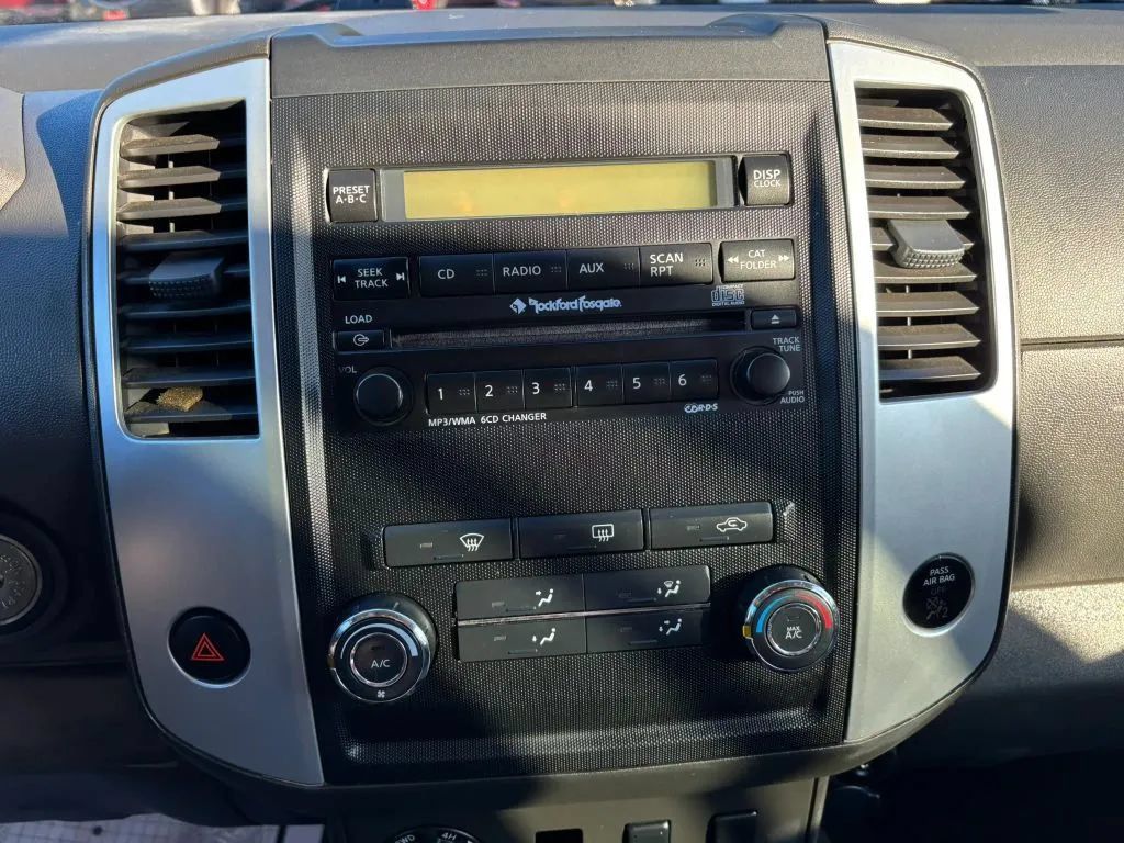 Used 2012 Nissan Xterra PRO-4X AWD/4WD image 19