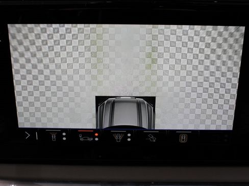 Used 2025 GMC Sierra 1500 Denali Ultimate image 18