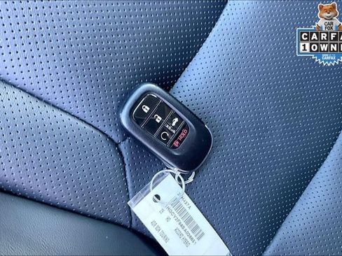 Used 2025 Honda Accord Touring image 11