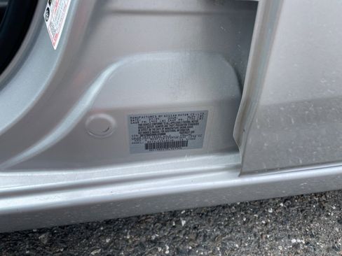 Used 2024 Nissan Versa S image 27