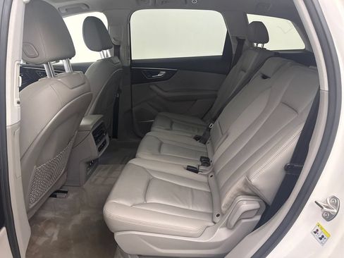 Used 2022 Audi Q7 3.0T Premium Plus AWD/4WD image 27