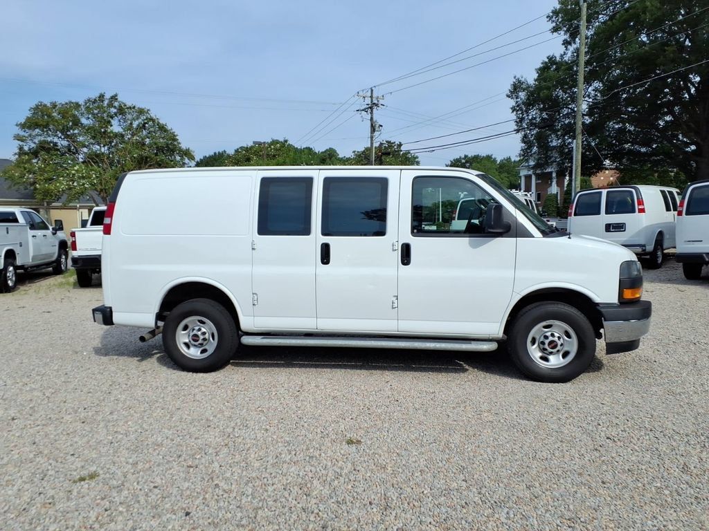 Used 2024 GMC Savana 2500 w/ Driver Convenience Package RWD image 2