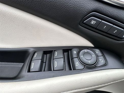 Used 2023 Buick Enclave Premium w/ Experience Buick Package image 13