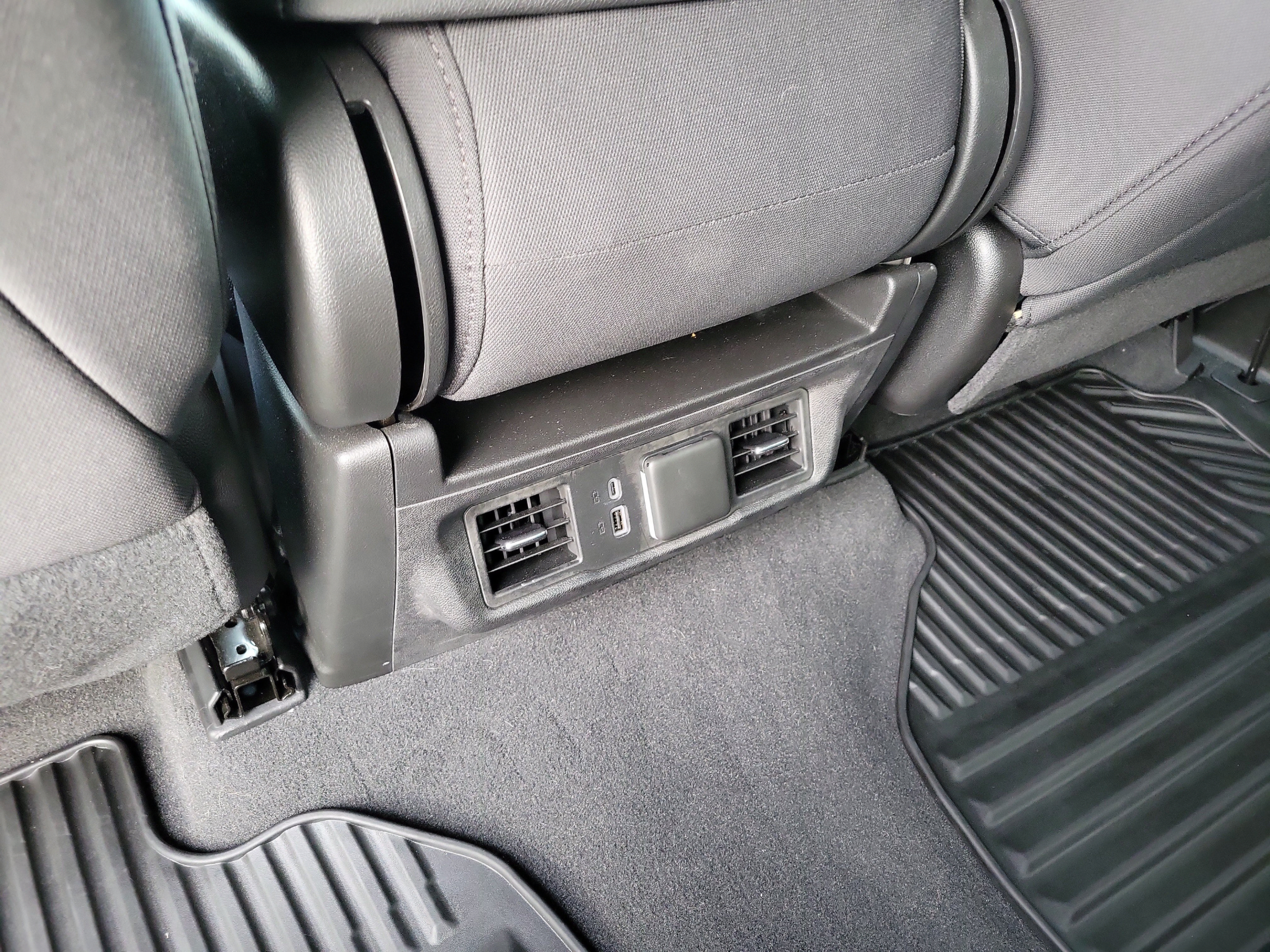 Used 2024 GMC Sierra 1500 Elevation RWD image 12
