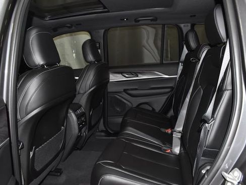 New 2025 Jeep Grand Cherokee Limited w/ Trailer Tow Package image 27