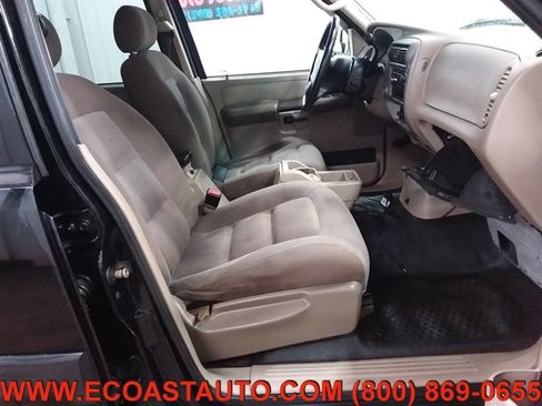 Used 2004 Ford Explorer Sport Trac Adrenalin image 14