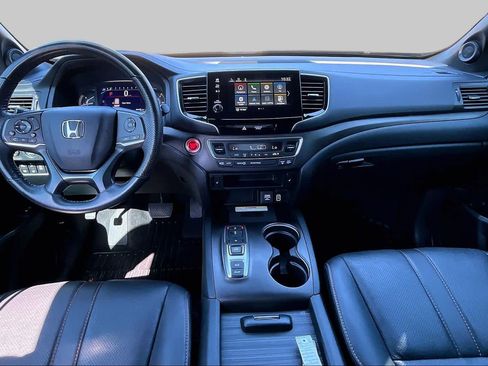 Certified 2023 Honda Passport TrailSport image 16