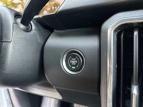Used 2025 GMC Acadia Elevation FWD image 28