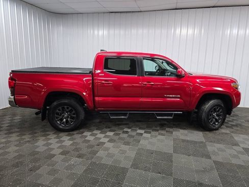 Used 2022 Toyota Tacoma SR5 image 2