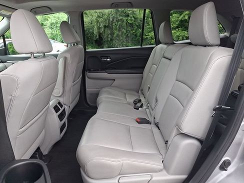 Used 2017 Honda Pilot EX-L image 10
