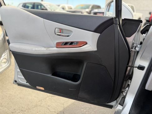 Used 2010 Lexus HS 250h image 9