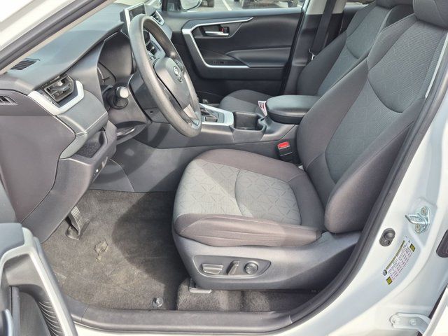 Certified 2025 Toyota RAV4 XLE AWD/4WD image 9