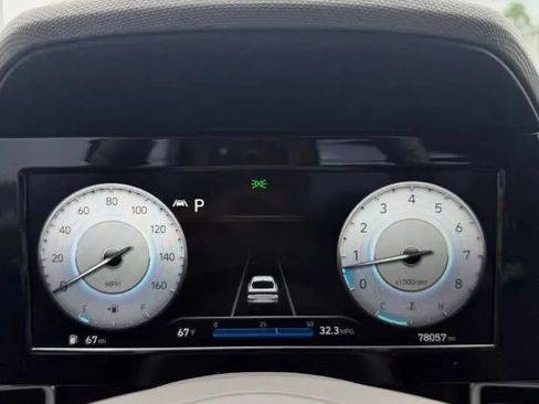 Used 2021 Hyundai Elantra SEL w/ Convenience + Premium Package FWD image 14