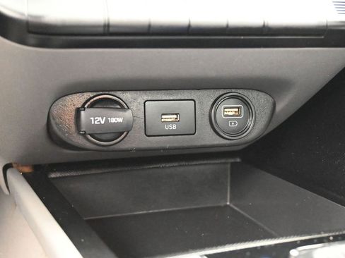 Used 2023 Hyundai Elantra SEL image 24