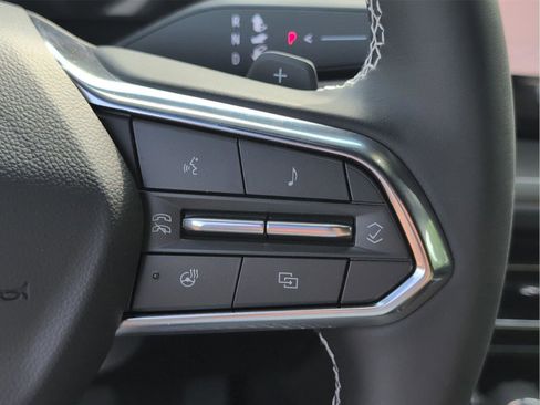 New 2026 Chevrolet Traverse LT w/ Driver Confidence Package FWD image 16
