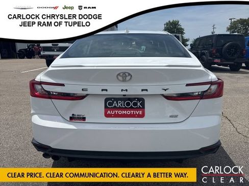 Used 2025 Toyota Camry SE FWD image 7