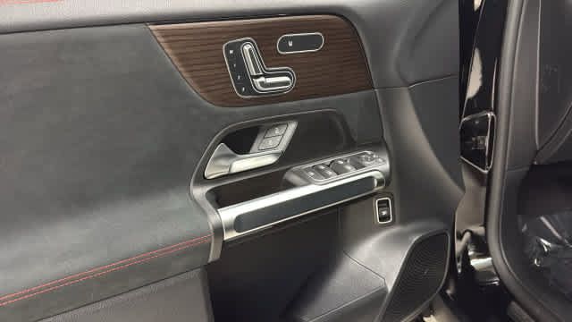 Certified 2026 Mercedes-Benz GLB 250 4MATIC image 14