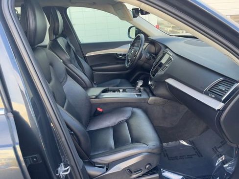 Used 2021 Volvo XC90 T5 Momentum w/ Protection Package image 25