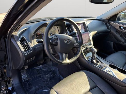 Used 2015 INFINITI Q50 Premium w/ Navigation Package image 6