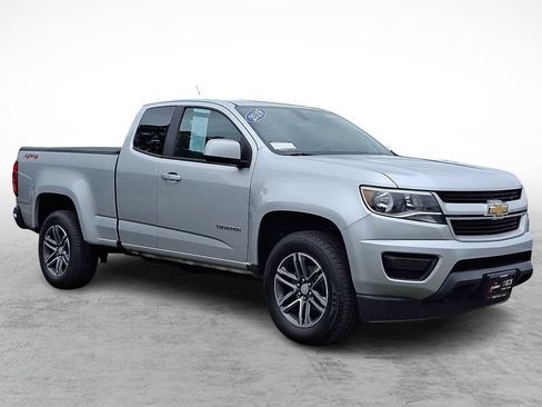 Used 2019 Chevrolet Colorado W/T w/ Custom Special Edition AWD/4WD image 3