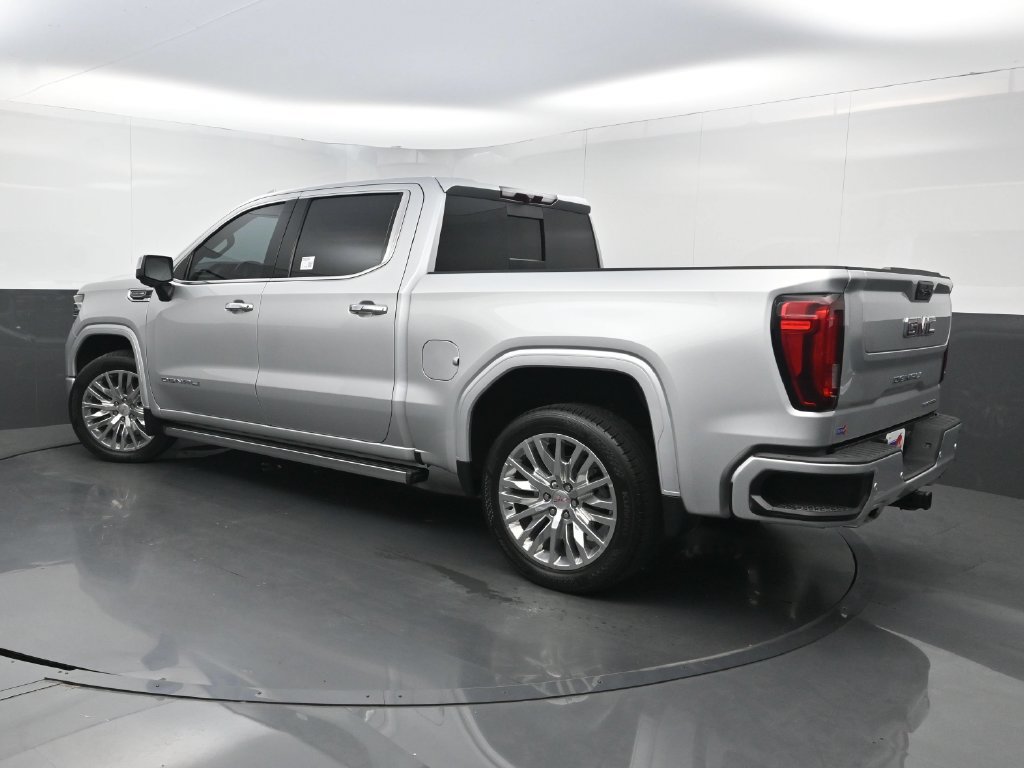 Used 2022 GMC Sierra 1500 Denali RWD image 23