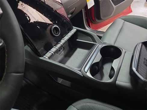 New 2026 GMC Terrain AT4 w/ LPO, Floor Liner Package image 26