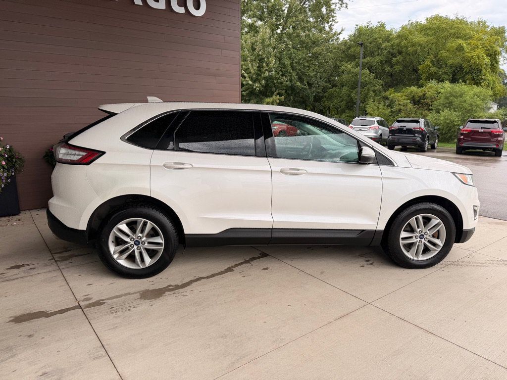Used 2016 Ford Edge SEL w/ Canadian Touring Package AWD/4WD image 8
