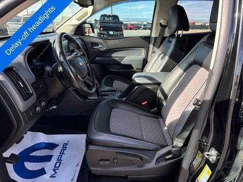 Used 2018 Chevrolet Colorado Z71 image 12