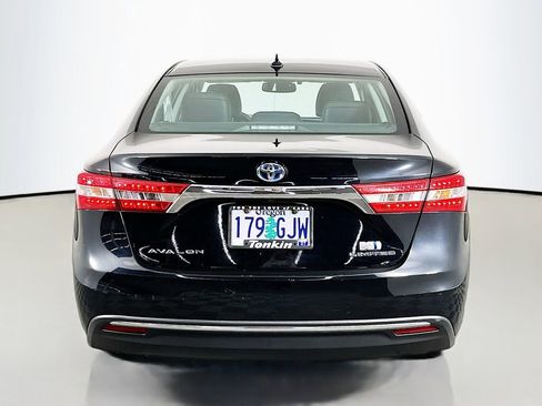 Used 2013 Toyota Avalon Limited image 7
