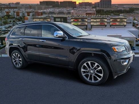 Used 2017 Jeep Grand Cherokee Overland w/ Jeep Active Safety Group image 1