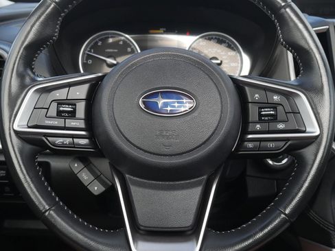 Used 2022 Subaru Forester Premium AWD/4WD image 39