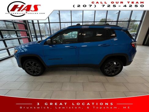 Used 2021 Jeep Compass Latitude AWD/4WD image 2