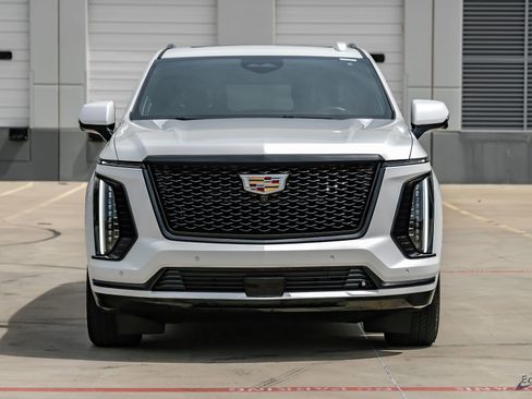 Used 2025 Cadillac Escalade Sport Platinum image 28