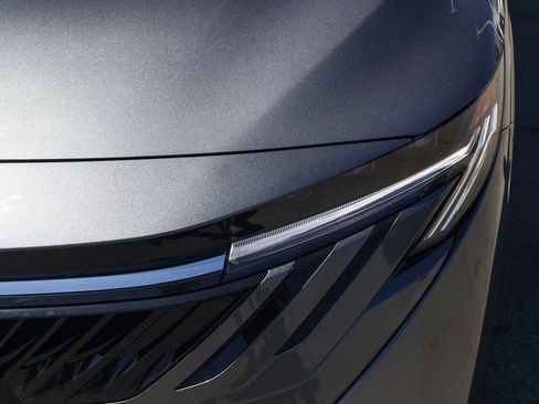 New 2026 Nissan Sentra SV w/ Floor Mat Package FWD image 10
