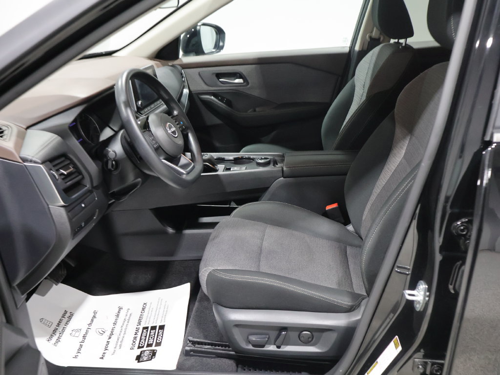Used 2023 Nissan Rogue SV AWD/4WD image 10