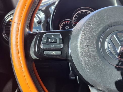 Used 2016 Volkswagen Beetle 1.8T Classic image 14