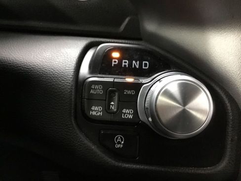Used 2020 RAM 1500 Laramie w/ Sport Appearance Package AWD/4WD image 34