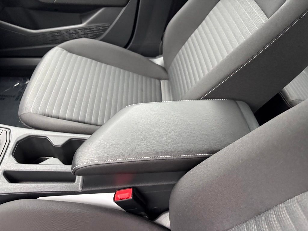 Used 2026 Volkswagen Jetta S FWD image 25