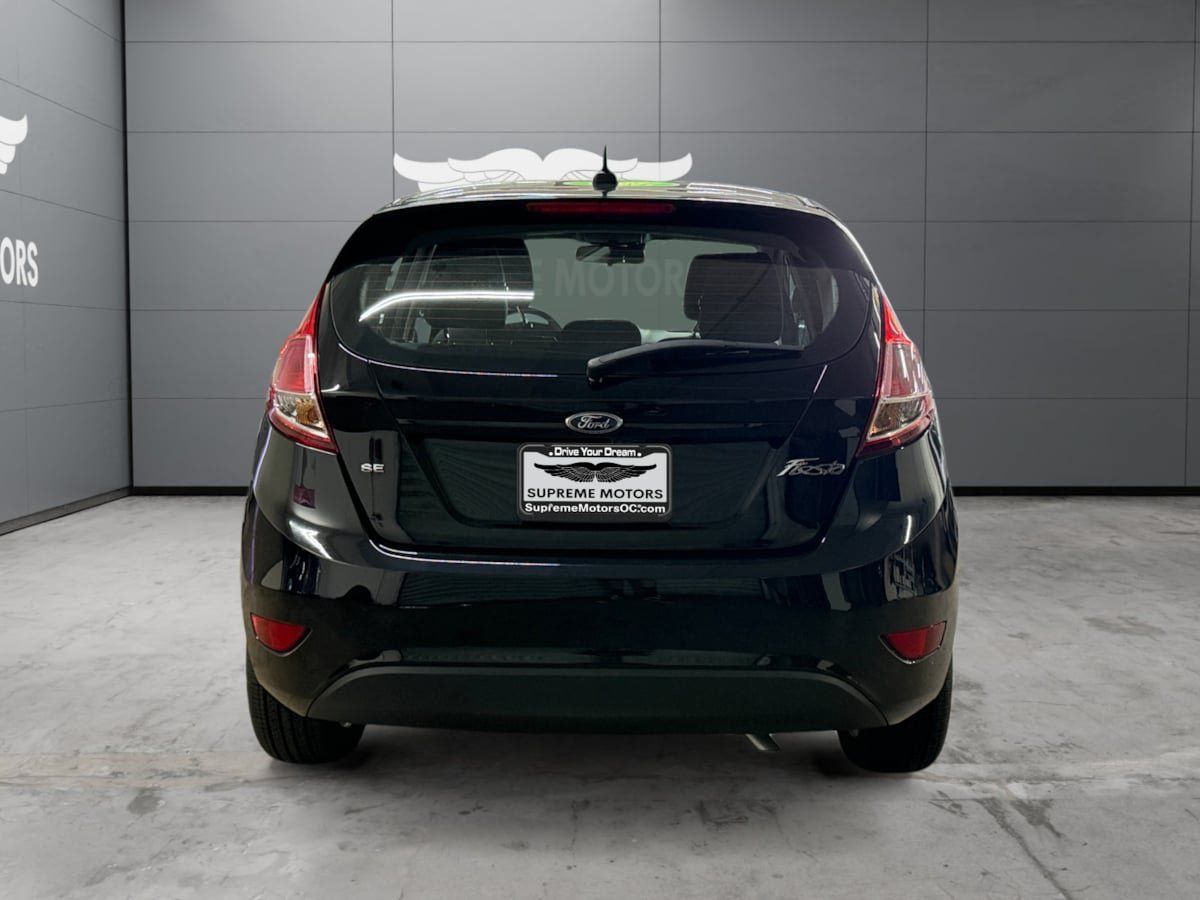 Used 2019 Ford Fiesta SE FWD image 4