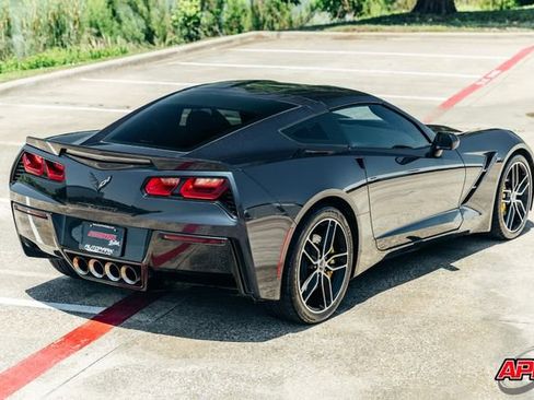 Used 2015 Chevrolet Corvette Stingray Coupe w/ 3LT Preferred Equipment Group RWD image 7