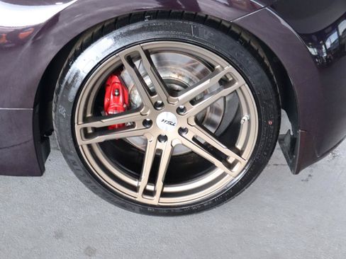 Used 2015 Nissan 370Z Coupe RWD image 11