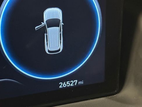 Certified 2022 Hyundai Tucson Limited image 3