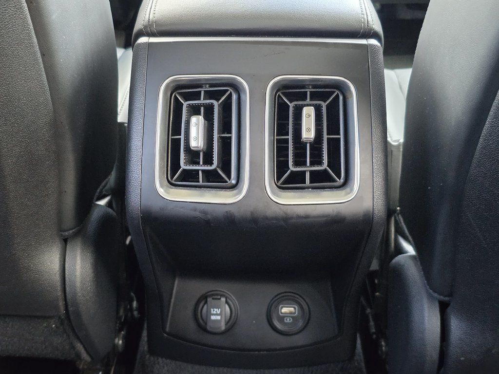 Used 2023 Kia Sorento S w/ Panoramic Sunroof Package FWD image 17