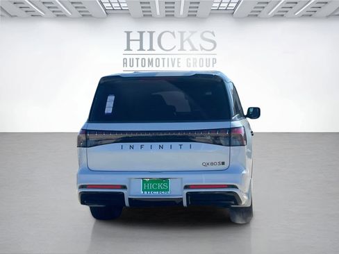 New 2026 INFINITI QX80 SPORT image 6