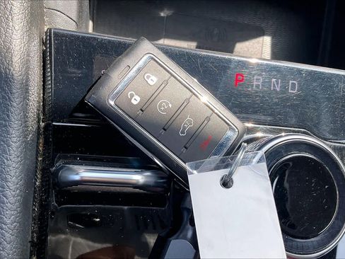 Used 2024 Jeep Grand Cherokee L Limited w/ Luxury Tech Group II AWD/4WD image 15