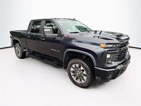 Used 2024 Chevrolet Silverado 2500 Custom w/ Custom Value Package AWD/4WD image 7