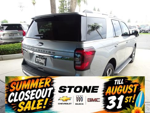 Used 2022 Ford Expedition Limited AWD/4WD image 7