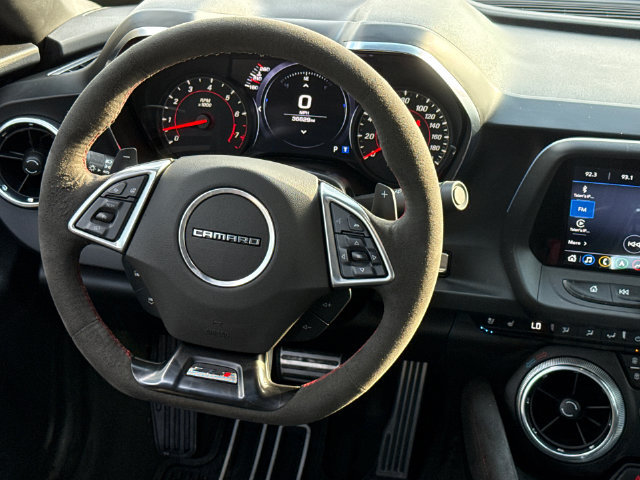 Used 2022 Chevrolet Camaro ZL1 RWD image 13